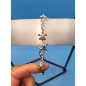 Bridal vintage bracelet with flowery motives costume prom